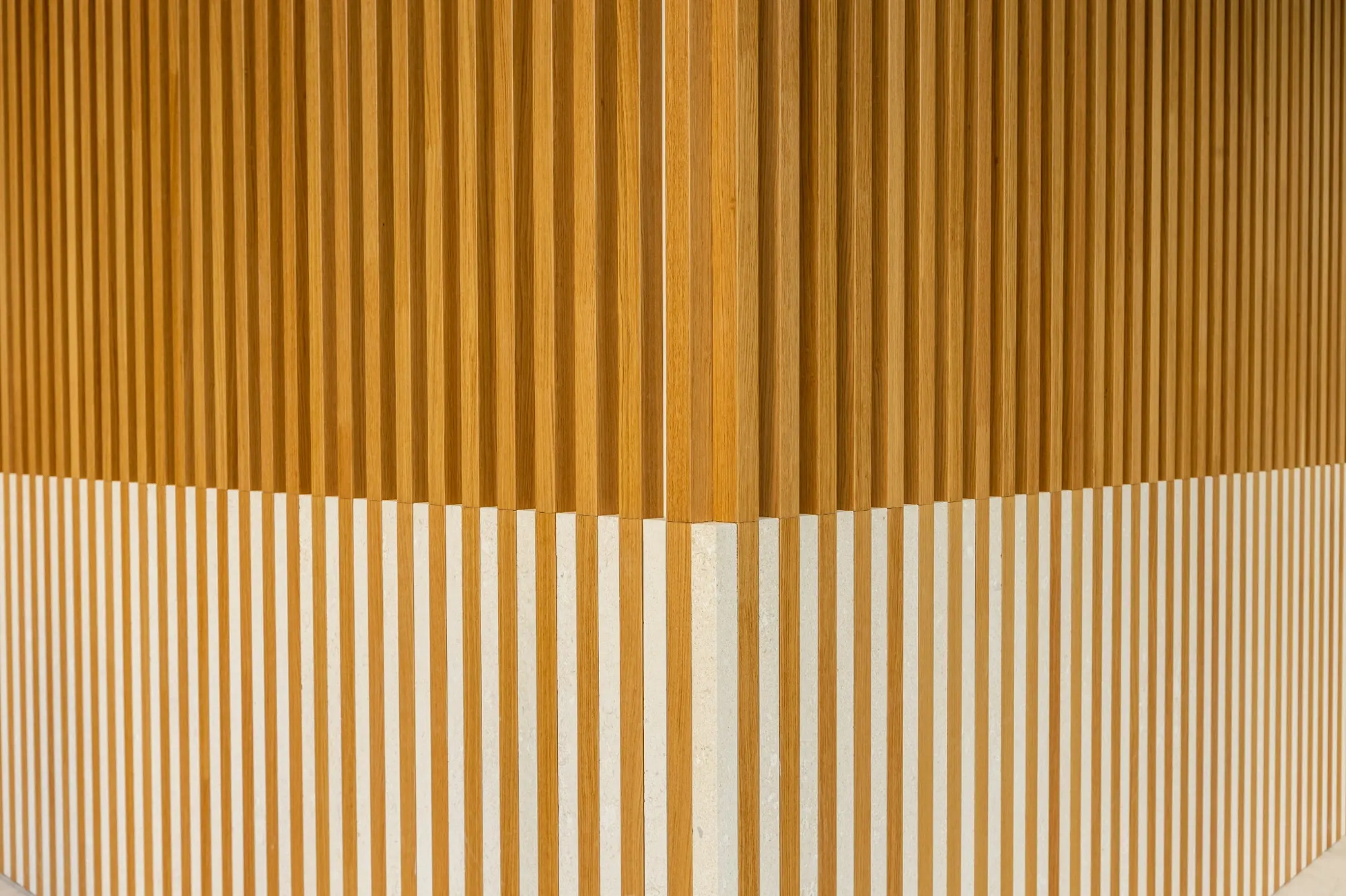 vp22-milano-boiserie-legno-pietra-vicenza